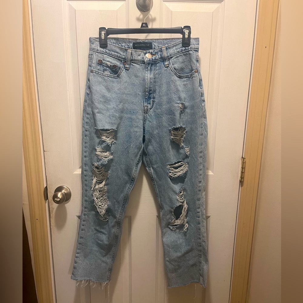 Aeropostale Light Blue Curvy Mom Jeans
